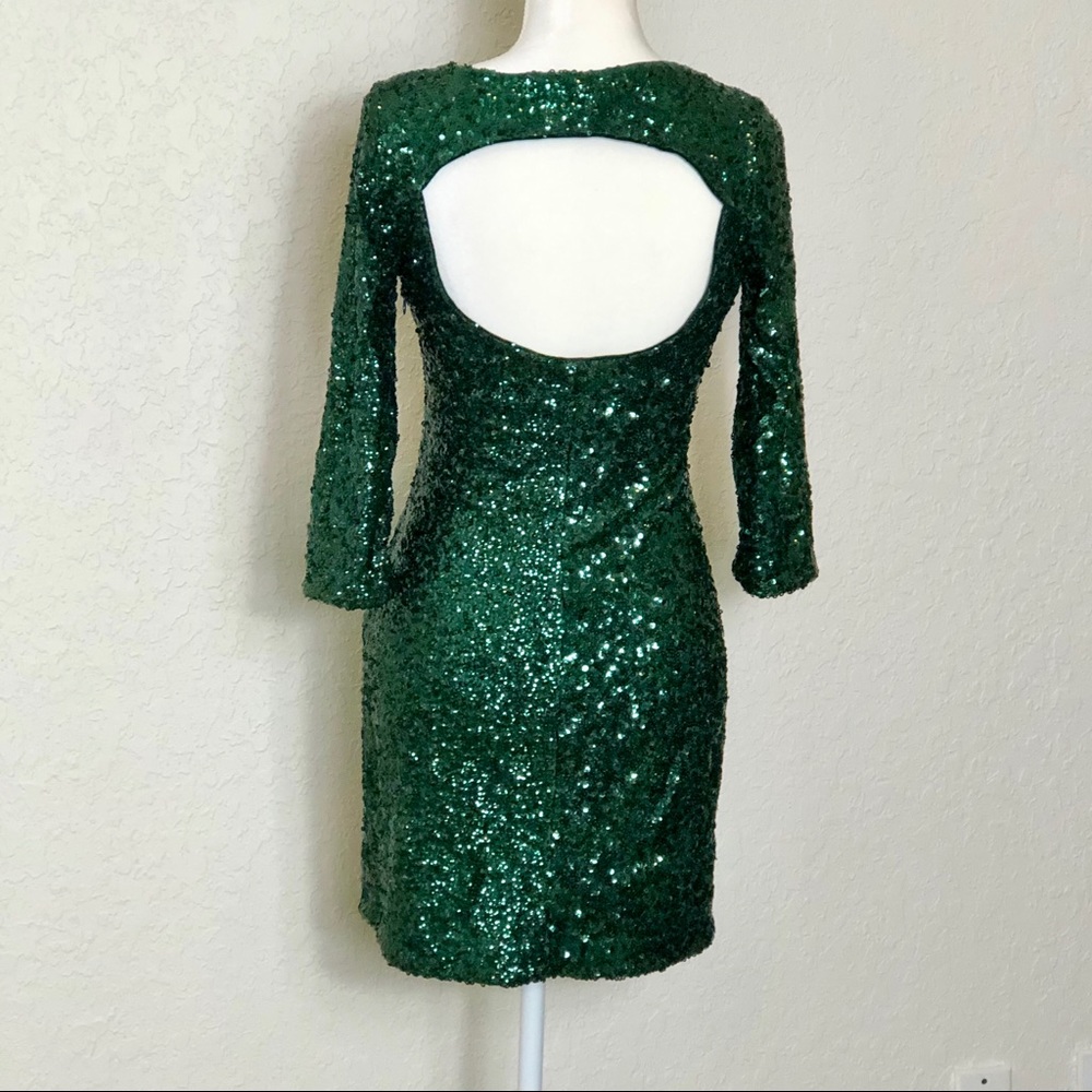 Emerald Green Sequin Bodycon Dress - Picture 5 of 7